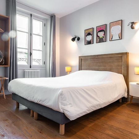 Apparts De L'Oncle Louis Versailles Exterior photo