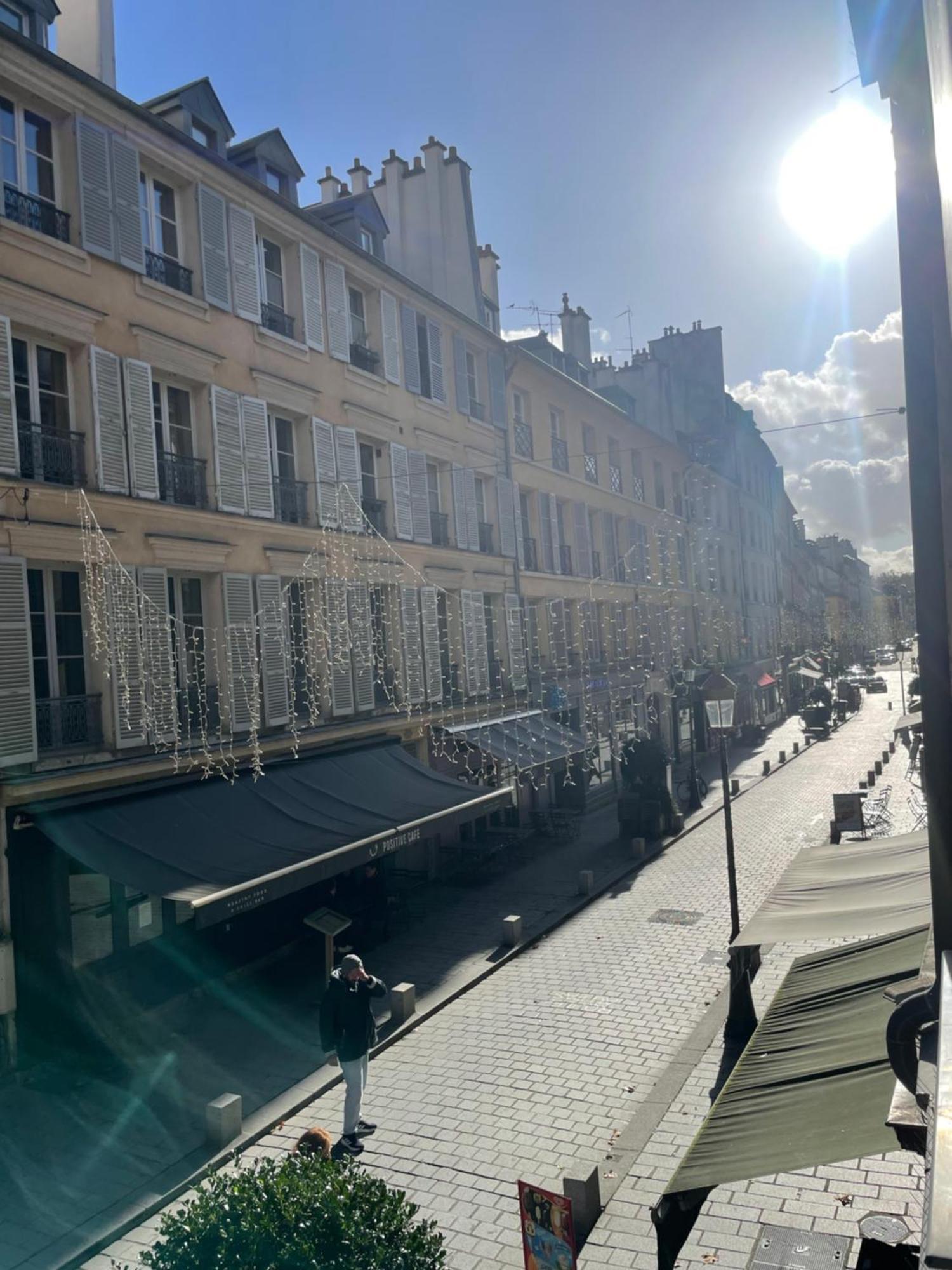 Apparts De L'Oncle Louis Versailles Exterior photo