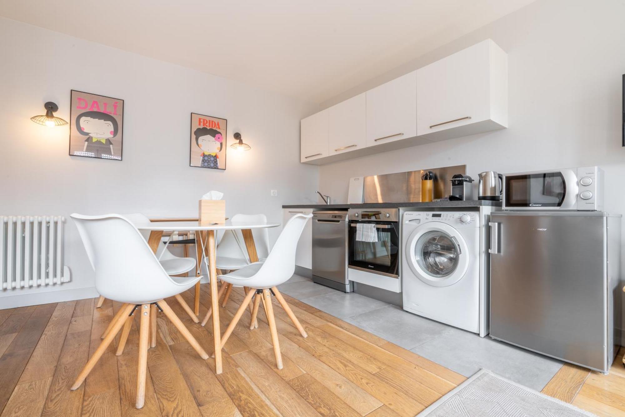 Apparts De L'Oncle Louis Versailles Exterior photo