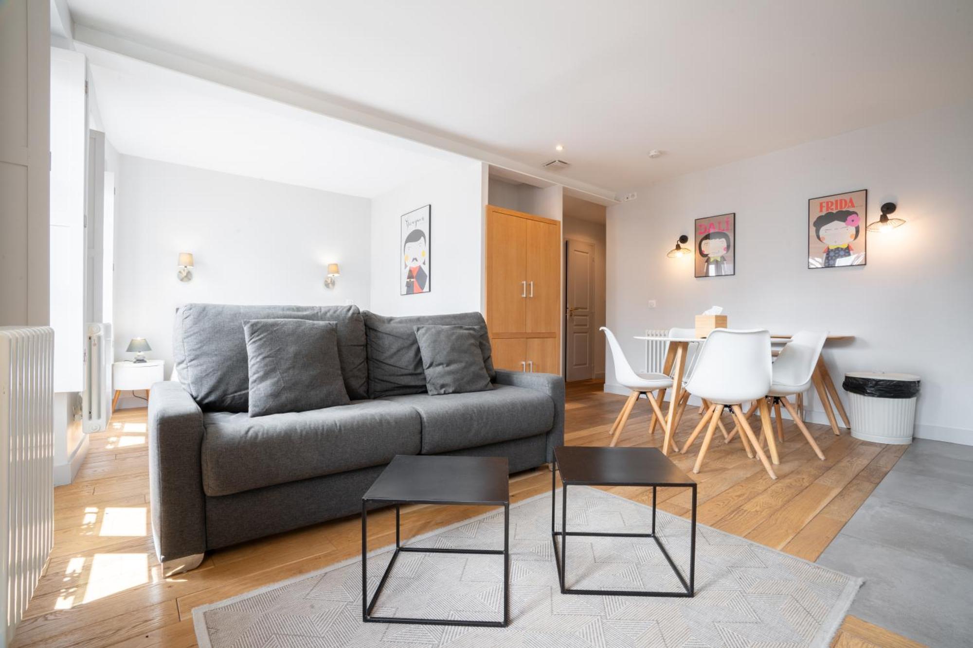Apparts De L'Oncle Louis Versailles Exterior photo